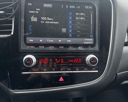 Серый Мицубиси Аутлендер, объемом двигателя 2 л и пробегом 122 тыс. км за 19988 $, фото 13 на Automoto.ua