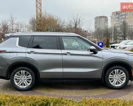 Серый Мицубиси Аутлендер, объемом двигателя 2.49 л и пробегом 46 тыс. км за 24500 $, фото 7 на Automoto.ua