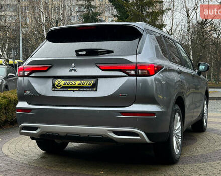 Серый Мицубиси Аутлендер, объемом двигателя 2.49 л и пробегом 46 тыс. км за 24500 $, фото 6 на Automoto.ua