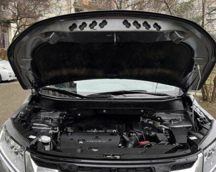 Серый Мицубиси Аутлендер, объемом двигателя 2 л и пробегом 49 тыс. км за 12600 $, фото 6 на Automoto.ua