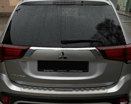 Сірий Міцубісі Аутлендер, об'ємом двигуна 2 л та пробігом 63 тис. км за 22500 $, фото 14 на Automoto.ua