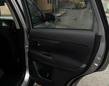 Сірий Міцубісі Аутлендер, об'ємом двигуна 2 л та пробігом 63 тис. км за 22500 $, фото 23 на Automoto.ua