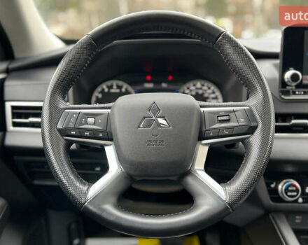 Серый Мицубиси Аутлендер, объемом двигателя 2.49 л и пробегом 46 тыс. км за 24500 $, фото 10 на Automoto.ua