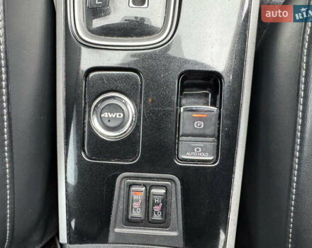 Серый Мицубиси Аутлендер, объемом двигателя 2.36 л и пробегом 142 тыс. км за 21500 $, фото 25 на Automoto.ua