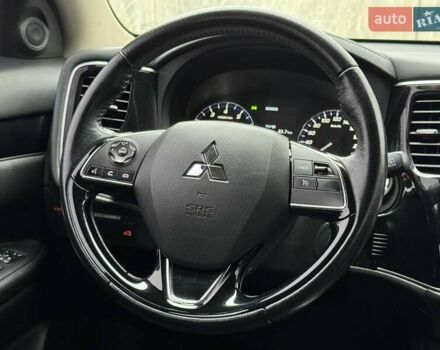 Серый Мицубиси Аутлендер, объемом двигателя 2 л и пробегом 122 тыс. км за 20990 $, фото 15 на Automoto.ua