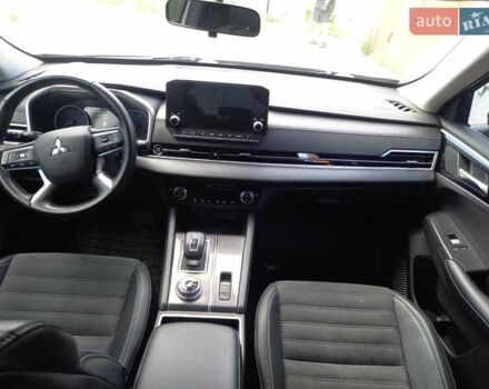 Сірий Міцубісі Аутлендер, об'ємом двигуна 2.5 л та пробігом 128 тис. км за 22000 $, фото 17 на Automoto.ua