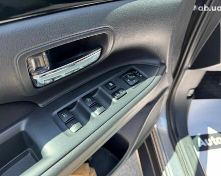 Серый Мицубиси Аутлендер, объемом двигателя 2 л и пробегом 58 тыс. км за 21790 $, фото 18 на Automoto.ua