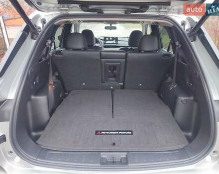 Серый Мицубиси Аутлендер, объемом двигателя 2.49 л и пробегом 54 тыс. км за 24900 $, фото 41 на Automoto.ua