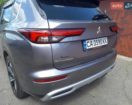 Сірий Міцубісі Аутлендер, об'ємом двигуна 2.5 л та пробігом 128 тис. км за 22000 $, фото 7 на Automoto.ua
