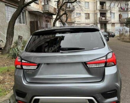 Серый Мицубиси Аутлендер, объемом двигателя 2 л и пробегом 49 тыс. км за 12600 $, фото 5 на Automoto.ua