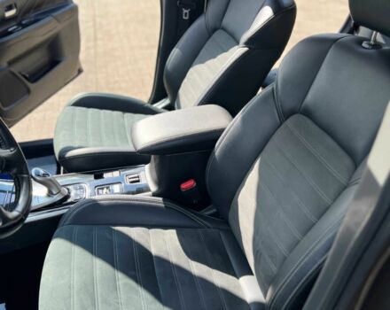 Серый Мицубиси Аутлендер, объемом двигателя 2.4 л и пробегом 24 тыс. км за 17000 $, фото 8 на Automoto.ua