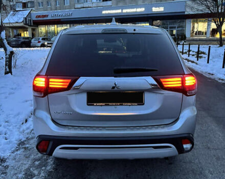Сірий Міцубісі Аутлендер, об'ємом двигуна 2 л та пробігом 63 тис. км за 22500 $, фото 31 на Automoto.ua