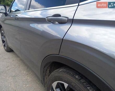 Сірий Міцубісі Аутлендер, об'ємом двигуна 2.5 л та пробігом 128 тис. км за 22000 $, фото 13 на Automoto.ua