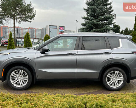 Серый Мицубиси Аутлендер, объемом двигателя 2.49 л и пробегом 46 тыс. км за 24500 $, фото 3 на Automoto.ua