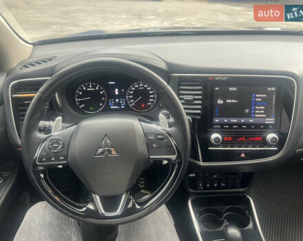 Серый Мицубиси Аутлендер, объемом двигателя 2.4 л и пробегом 99 тыс. км за 22900 $, фото 20 на Automoto.ua