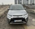 Сірий Міцубісі Аутлендер, об'ємом двигуна 2 л та пробігом 179 тис. км за 20000 $, фото 1 на Automoto.ua