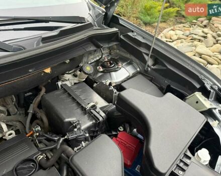 Сірий Міцубісі Аутлендер, об'ємом двигуна 2.36 л та пробігом 114 тис. км за 20000 $, фото 7 на Automoto.ua