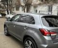 Серый Мицубиси Аутлендер, объемом двигателя 2 л и пробегом 49 тыс. км за 12600 $, фото 3 на Automoto.ua