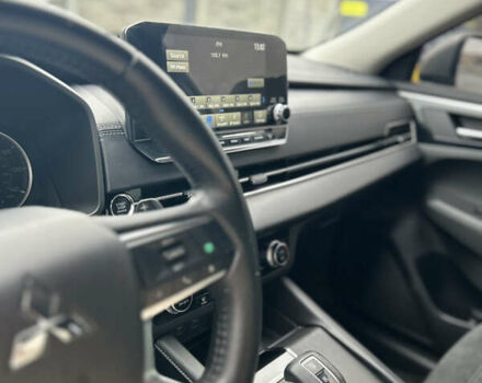 Сірий Міцубісі Аутлендер, об'ємом двигуна 2.49 л та пробігом 50 тис. км за 26500 $, фото 12 на Automoto.ua