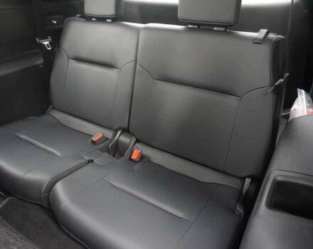 Серый Мицубиси Аутлендер, объемом двигателя 2.5 л и пробегом 25 тыс. км за 7800 $, фото 13 на Automoto.ua