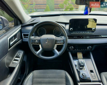 Міцубісі Аутлендер 2022 у Стрые на Automoto.ua Сірий Міцубісі Аутлендер, об'ємом двигуна 2.5 л та пробігом 85 тис. км за 23999 $, фото 69 на Automoto.ua