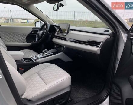 Серый Мицубиси Аутлендер, объемом двигателя 2.36 л и пробегом 26 тыс. км за 37000 $, фото 19 на Automoto.ua