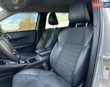 Міцубісі Аутлендер 2022 у Стрые на Automoto.ua Сірий Міцубісі Аутлендер, об'ємом двигуна 2.5 л та пробігом 85 тис. км за 23999 $, фото 51 на Automoto.ua