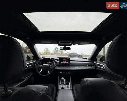 Серый Мицубиси Аутлендер, объемом двигателя 0 л и пробегом 41 тыс. км за 25000 $, фото 12 на Automoto.ua