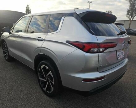 Серый Мицубиси Аутлендер, объемом двигателя 0 л и пробегом 56 тыс. км за 22000 $, фото 4 на Automoto.ua