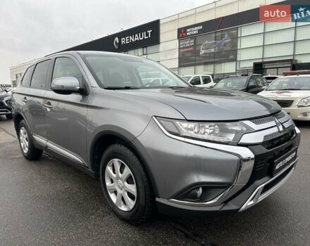 Сірий Міцубісі Аутлендер, об'ємом двигуна 2 л та пробігом 46 тис. км за 20900 $, фото 1 на Automoto.ua