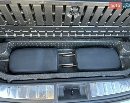 Серый Мицубиси Аутлендер, объемом двигателя 2.49 л и пробегом 38 тыс. км за 24999 $, фото 30 на Automoto.ua