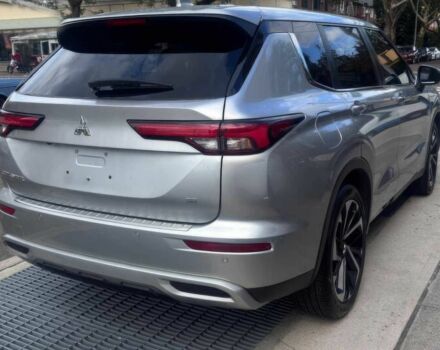 Міцубісі Аутлендер 2022 у Рівному на Automoto.ua Сірий Міцубісі Аутлендер, об'ємом двигуна 2.5 л та пробігом 22 тис. км за 9400 $, фото 3 на Automoto.ua