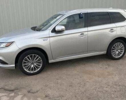 Сірий Міцубісі Аутлендер, об'ємом двигуна 2.4 л та пробігом 55 тис. км за 12000 $, фото 1 на Automoto.ua