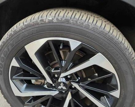 Серый Мицубиси Аутлендер, объемом двигателя 2.49 л и пробегом 50 тыс. км за 23900 $, фото 25 на Automoto.ua