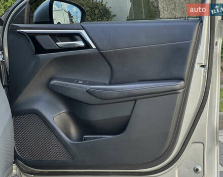 Міцубісі Аутлендер 2022 у Стрые на Automoto.ua Сірий Міцубісі Аутлендер, об'ємом двигуна 2.5 л та пробігом 85 тис. км за 23999 $, фото 86 на Automoto.ua