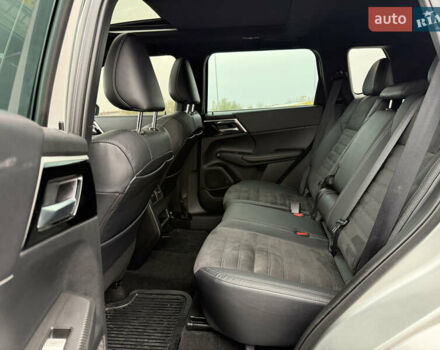 Серый Мицубиси Аутлендер, объемом двигателя 0 л и пробегом 41 тыс. км за 25000 $, фото 8 на Automoto.ua