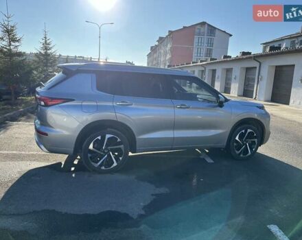 Серый Мицубиси Аутлендер, объемом двигателя 2.49 л и пробегом 38 тыс. км за 24999 $, фото 6 на Automoto.ua