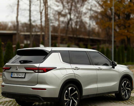 Сірий Міцубісі Аутлендер, об'ємом двигуна 2.49 л та пробігом 110 тис. км за 22500 $, фото 3 на Automoto.ua