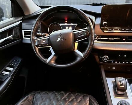 Серый Мицубиси Аутлендер, объемом двигателя 2.49 л и пробегом 64 тыс. км за 23200 $, фото 17 на Automoto.ua