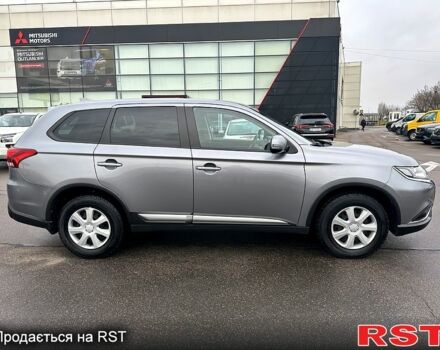 Серый Мицубиси Аутлендер, объемом двигателя 2 л и пробегом 46 тыс. км за 20900 $, фото 7 на Automoto.ua