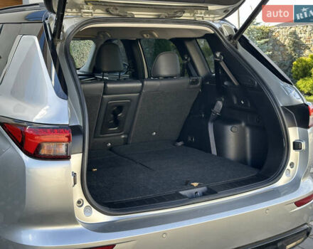 Міцубісі Аутлендер 2022 у Стрые на Automoto.ua Сірий Міцубісі Аутлендер, об'ємом двигуна 2.5 л та пробігом 85 тис. км за 23999 $, фото 98 на Automoto.ua