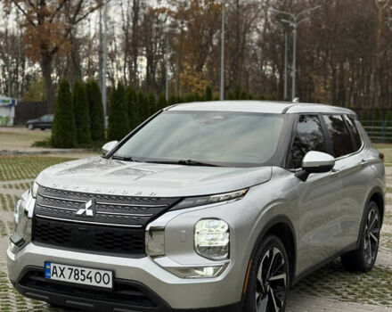 Сірий Міцубісі Аутлендер, об'ємом двигуна 2.49 л та пробігом 110 тис. км за 22500 $, фото 2 на Automoto.ua