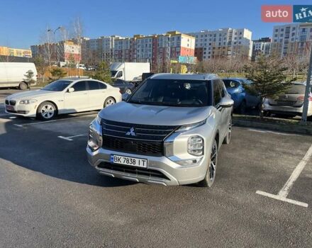 Серый Мицубиси Аутлендер, объемом двигателя 2.49 л и пробегом 38 тыс. км за 24999 $, фото 14 на Automoto.ua