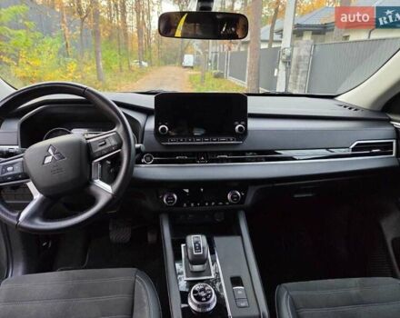 Серый Мицубиси Аутлендер, объемом двигателя 2.49 л и пробегом 50 тыс. км за 23900 $, фото 11 на Automoto.ua