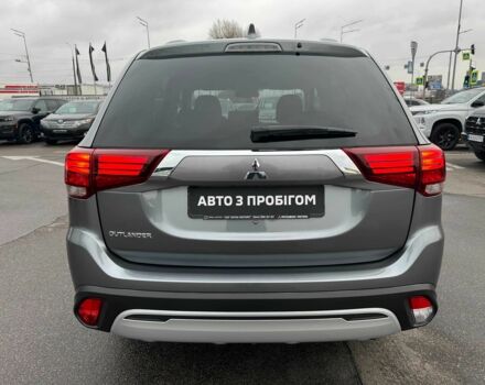 Сірий Міцубісі Аутлендер, об'ємом двигуна 2 л та пробігом 46 тис. км за 20900 $, фото 5 на Automoto.ua