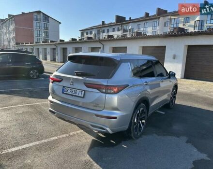 Серый Мицубиси Аутлендер, объемом двигателя 2.49 л и пробегом 38 тыс. км за 24999 $, фото 8 на Automoto.ua