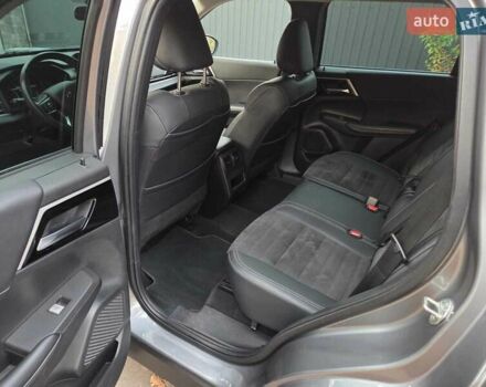 Серый Мицубиси Аутлендер, объемом двигателя 2.49 л и пробегом 50 тыс. км за 23900 $, фото 16 на Automoto.ua