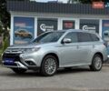 Серый Мицубиси Аутлендер, объемом двигателя 2.36 л и пробегом 32 тыс. км за 26500 $, фото 1 на Automoto.ua