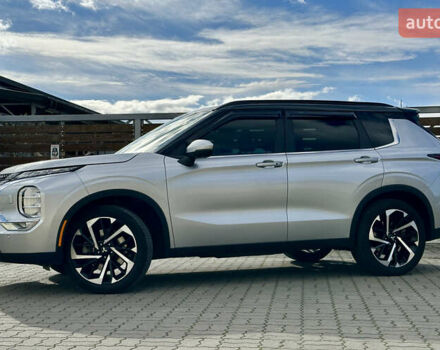 Міцубісі Аутлендер 2022 у Стрые на Automoto.ua Сірий Міцубісі Аутлендер, об'ємом двигуна 2.5 л та пробігом 85 тис. км за 23999 $, фото 3 на Automoto.ua