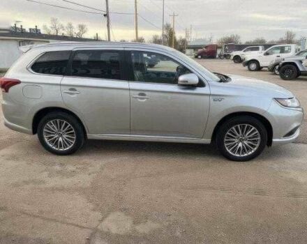 Сірий Міцубісі Аутлендер, об'ємом двигуна 2.4 л та пробігом 55 тис. км за 12000 $, фото 2 на Automoto.ua